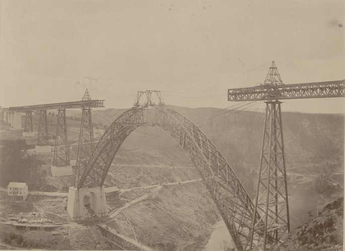 Construction du viaduc de Garabit, 18/04/1884